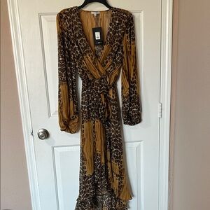 Fashion Nova Leopard Print Long Sleeve Dress